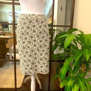 41 Hawthorn straight skirt